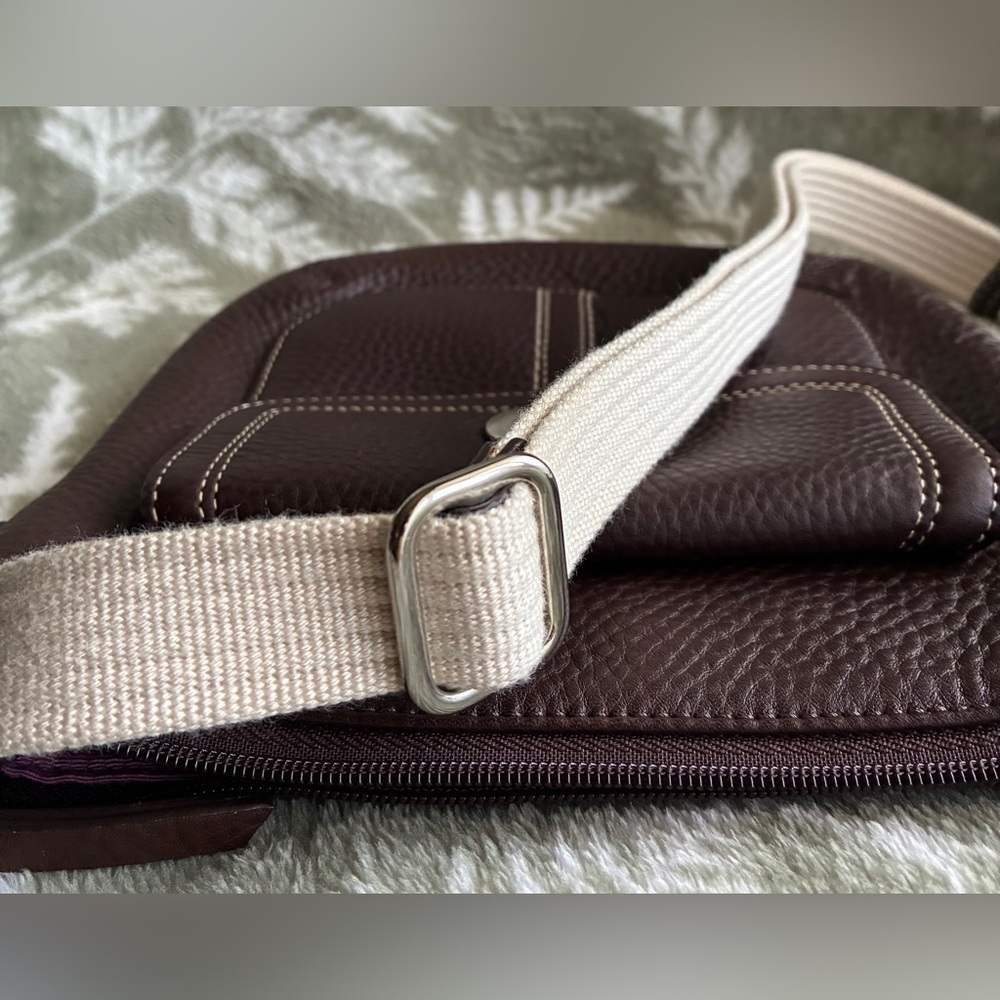 COACH Bag,Coach Pebbled Leather Crossbody Bag in Dark Brown with Silver Hardware - Picture 7 of 14